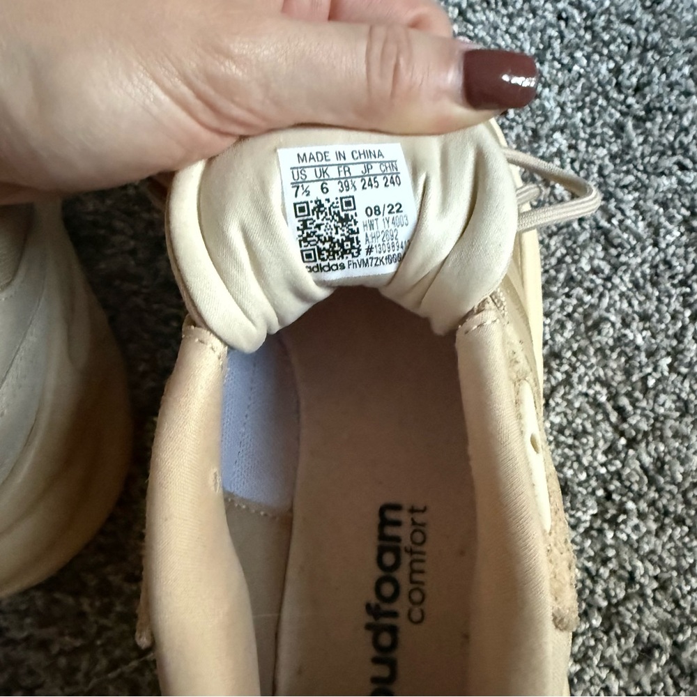 Adidas Ozelle Cloud foam Lifestyle Running Shoes - Picture 7 of 9